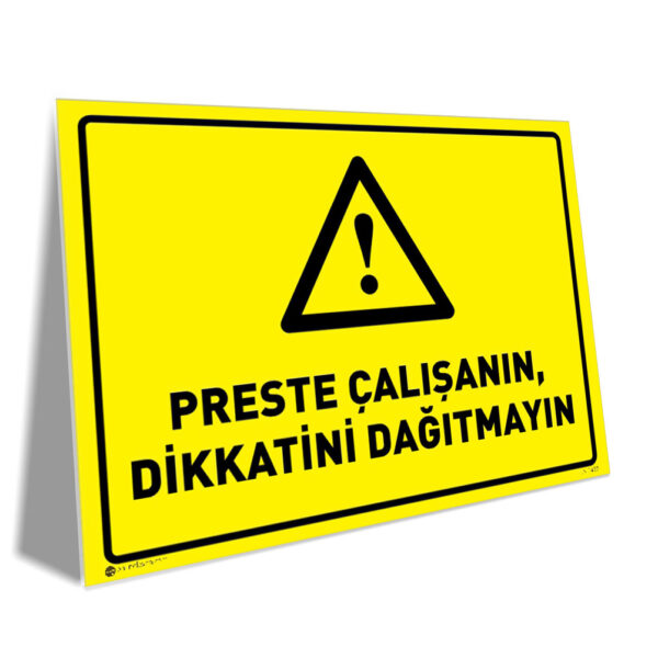 Preste Çalışanın Dikkatini Dağıtmayın