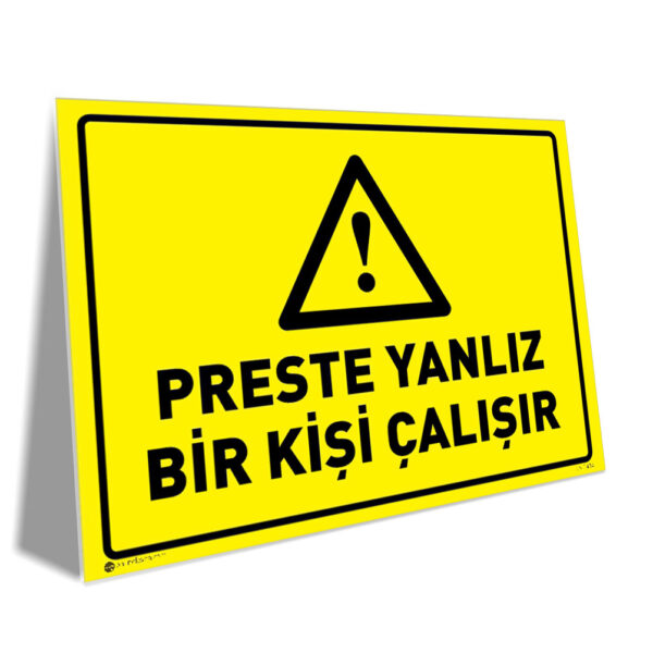 Preste Yalnız Bir Kişi Çalışır